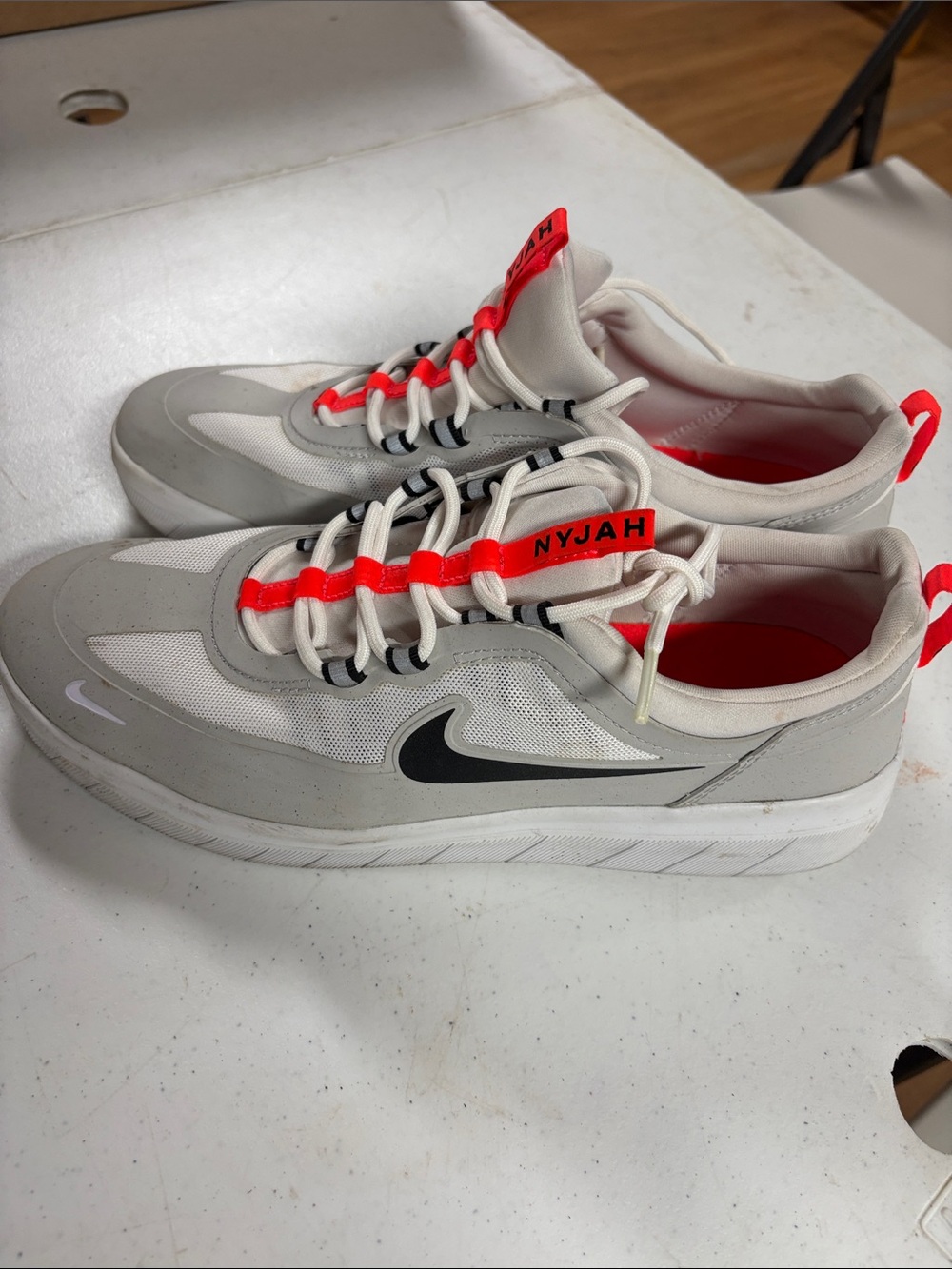 Nike NYJAH Light Gray Sneakers with Neon Coral Accents